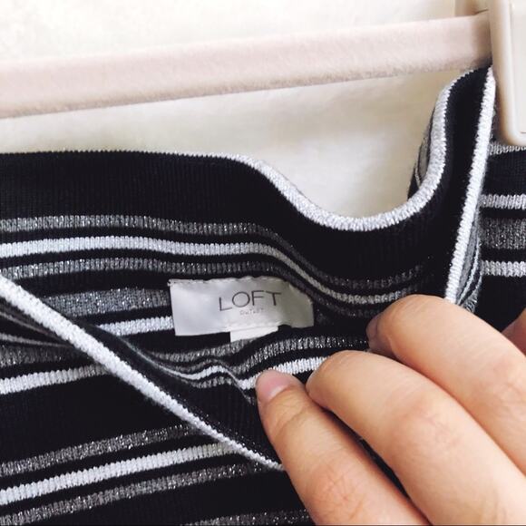 LOFT Grey Striped Sweater Pencil Skirt - Picture 3 of 6